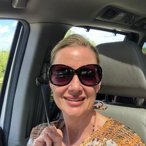 Meet your Posher, Tara